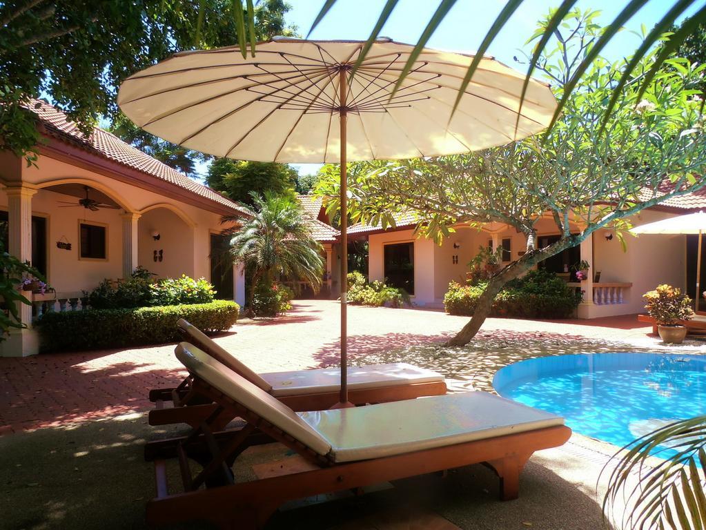 Coconut Paradise Holiday Villas Phuket Szoba fotó