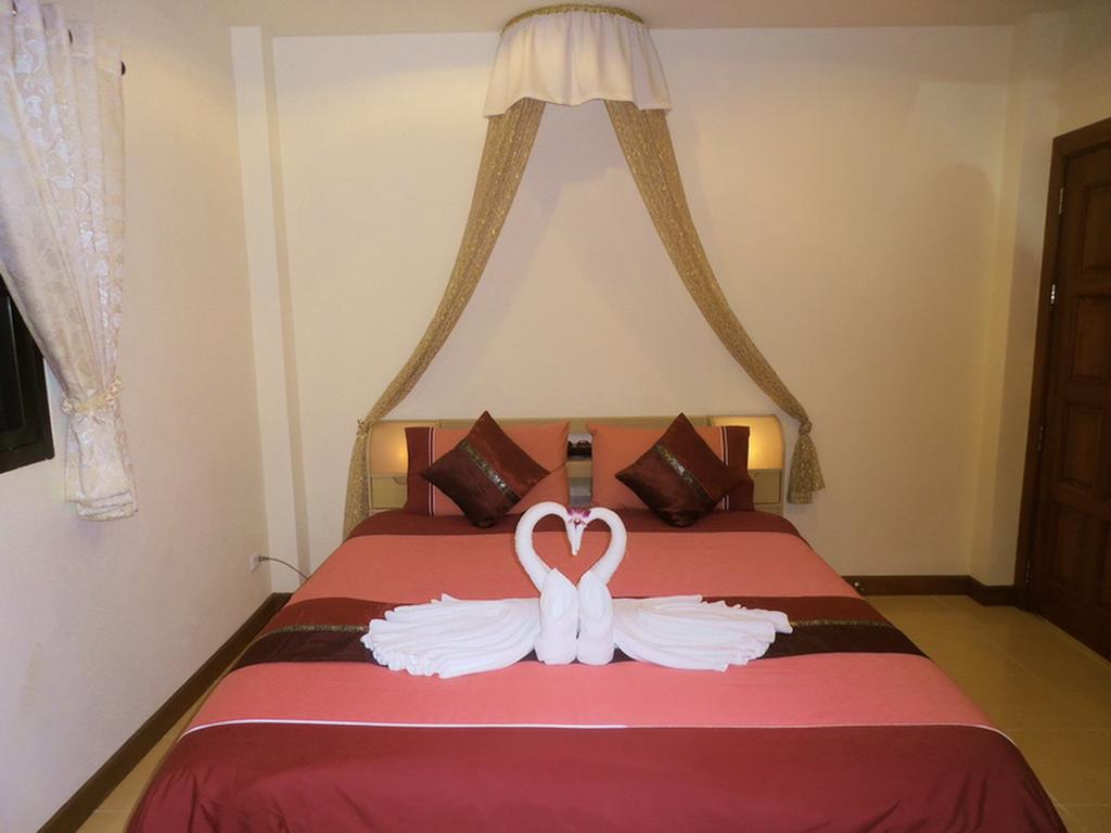 Coconut Paradise Holiday Villas Phuket Szoba fotó